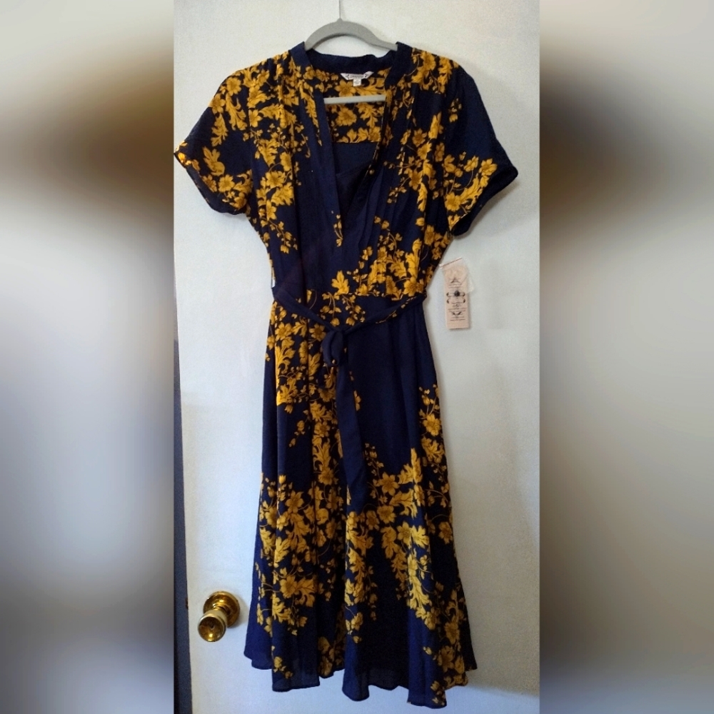 Nanette Navy Blue and Gold flower Wrap Dress size 10